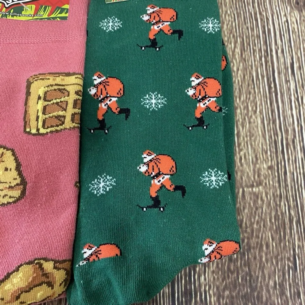 4 Sillies Socks Unisex OSFM Novelty Socks Santa Chicken & Waffles Wolf Pizza